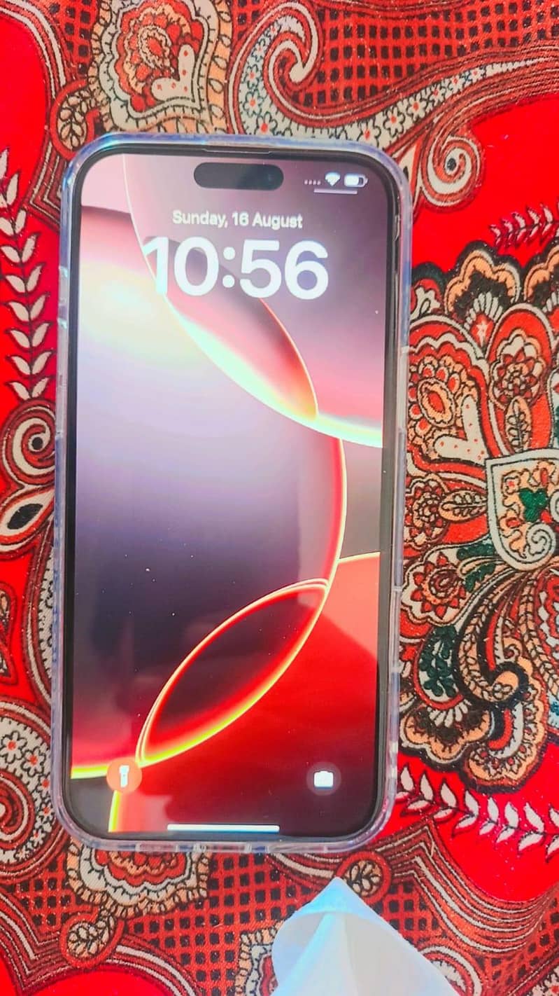 Apple iPhone 16 Pro Max 3