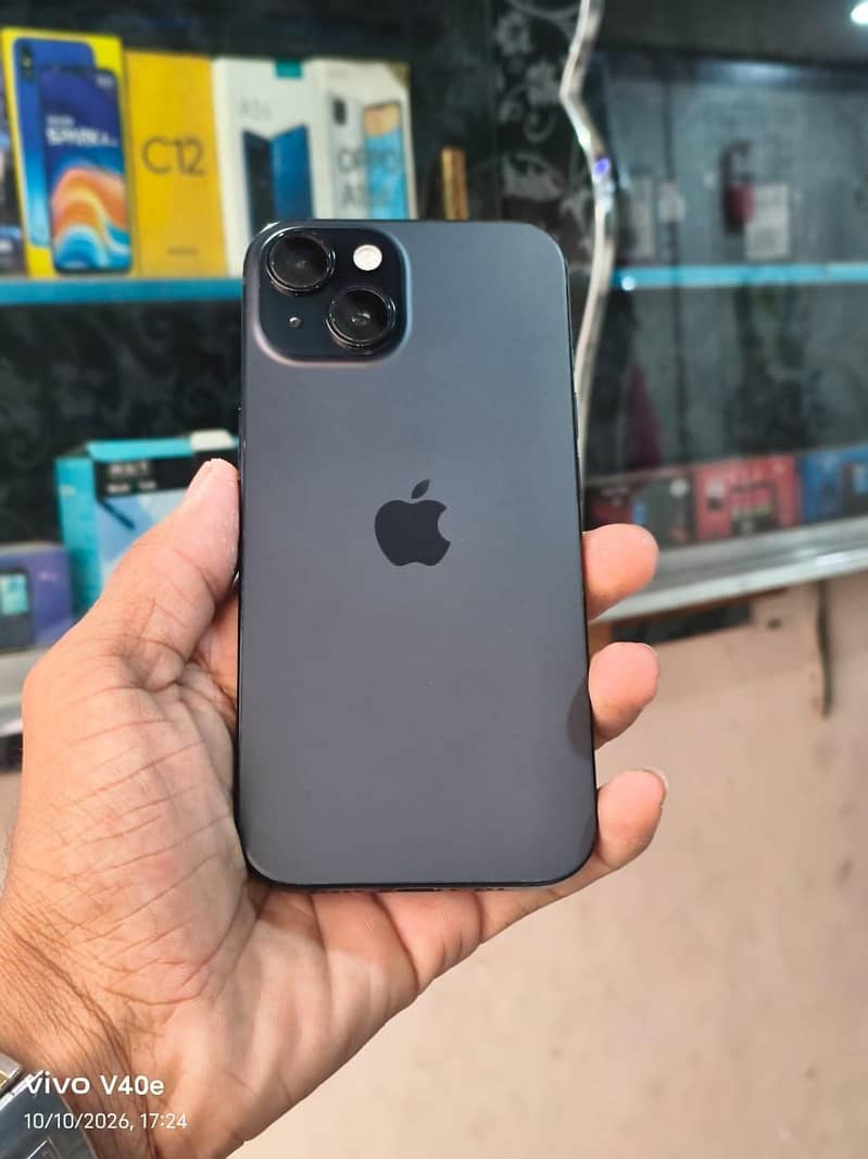 Apple iPhone 15 0