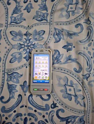 Nokia C6