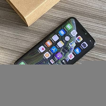 Apple iPhone XS 0