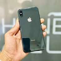 Apple iPhone XS 3