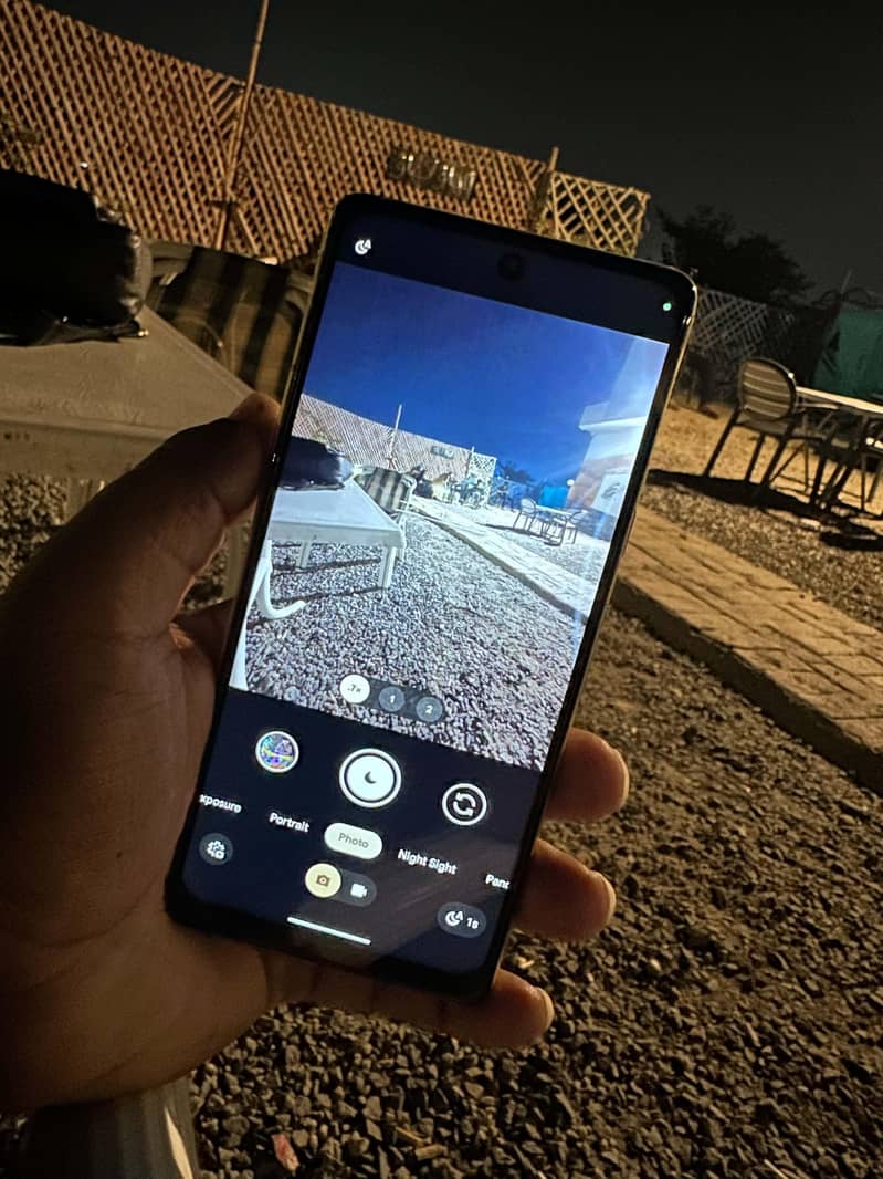 Google Pixel 7 4