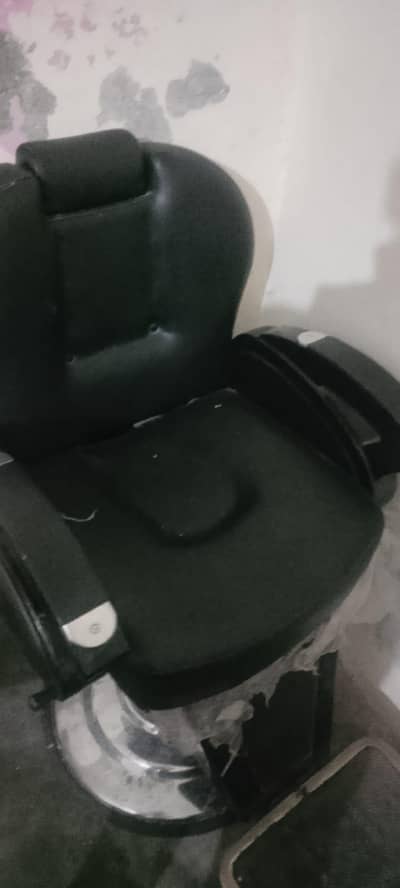 slone  chair  black  color new