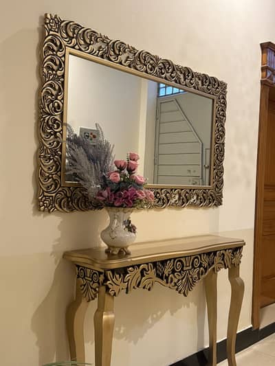 Console And Mirror Set For sale Urgent