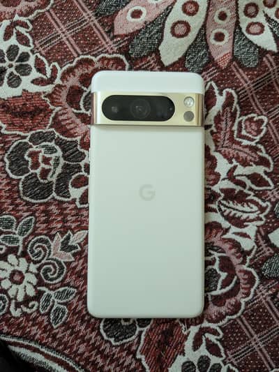 Google Pixel 8 Pro