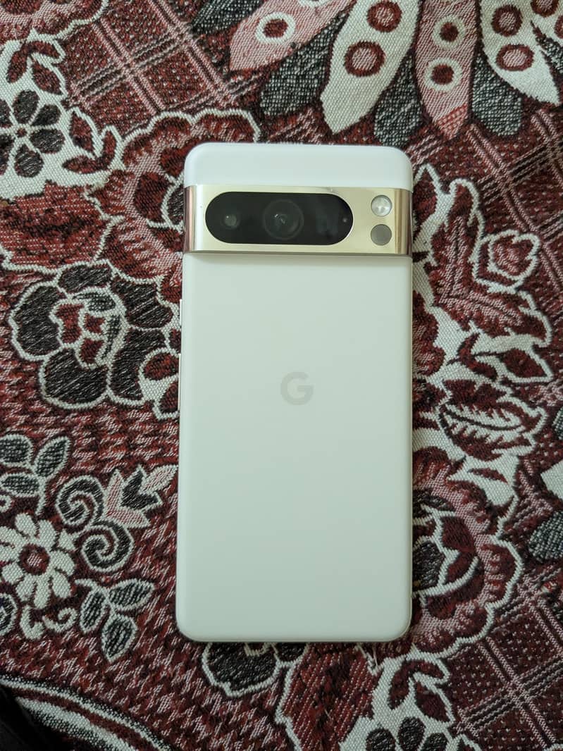 Google Pixel 8 Pro 0