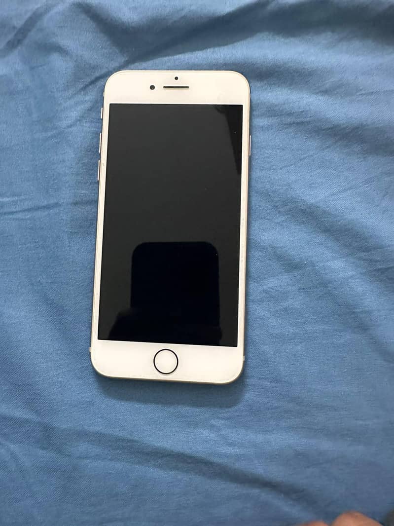 Apple iPhone 8 1