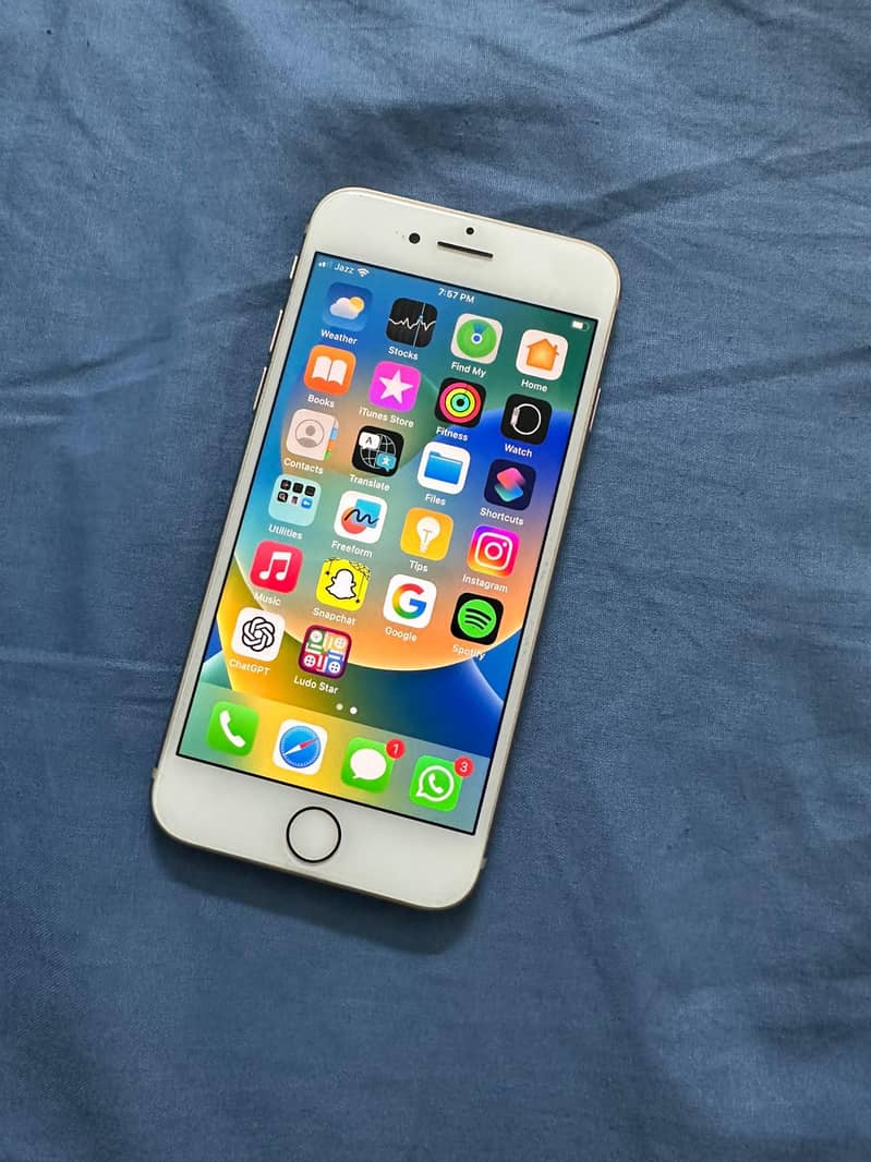 Apple iPhone 8 5