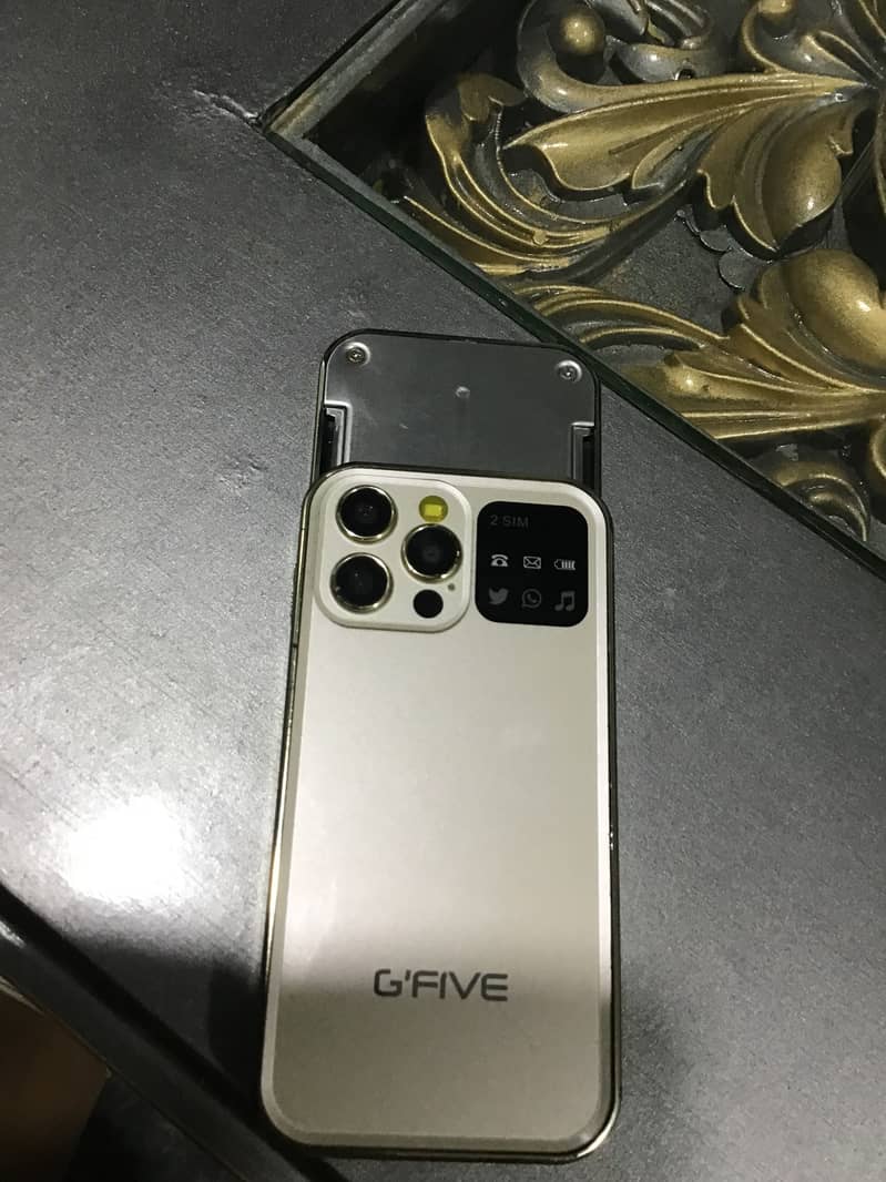 G'Five G251 1