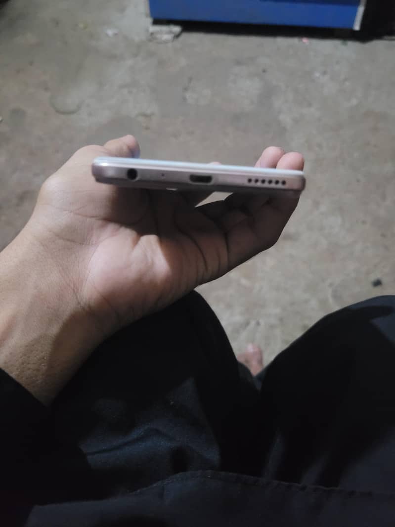 OPPO A57 3