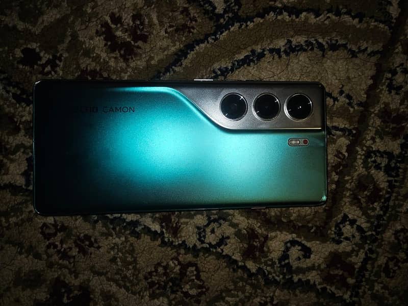 tecno Camon 40 pro 3