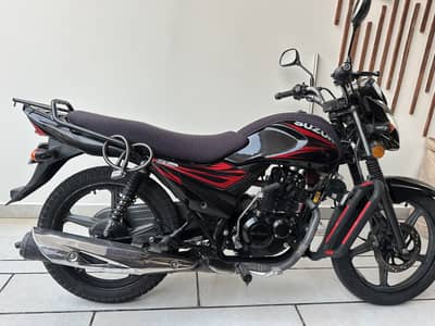 Suzuki GR 150 2022