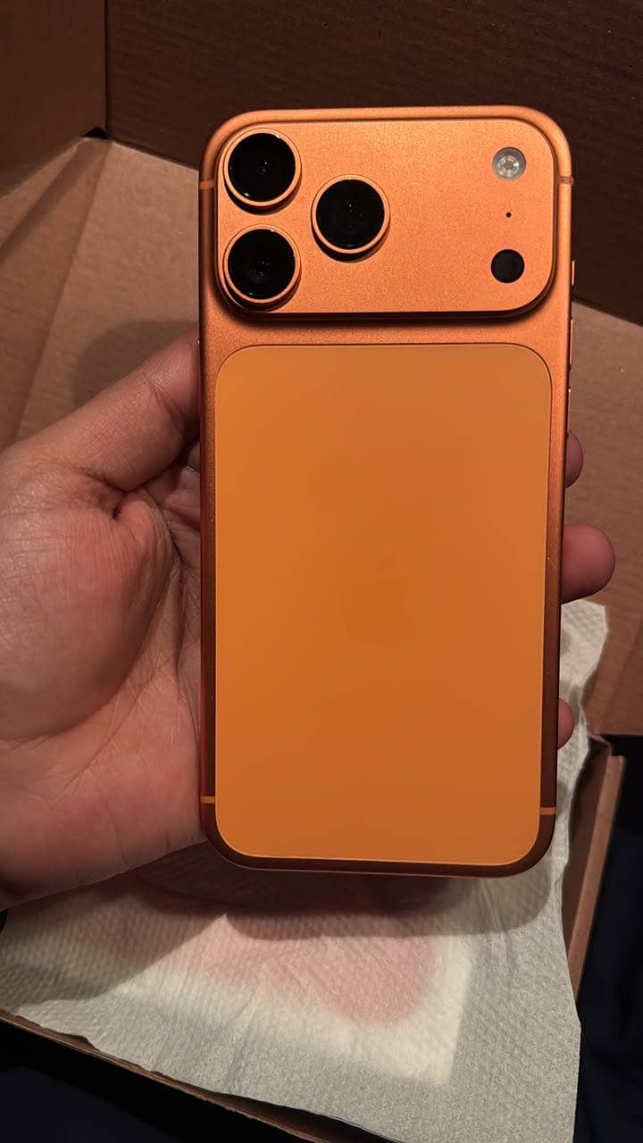 Apple iPhone 17 Pro Max 0