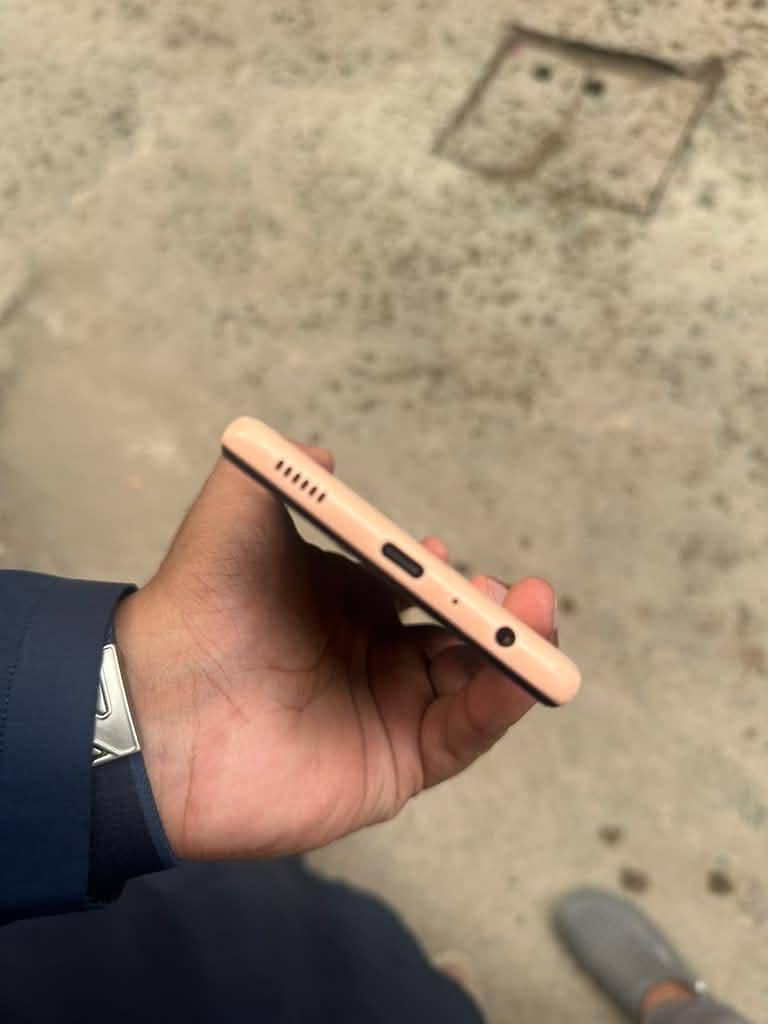 Samsung Mobile A23 6