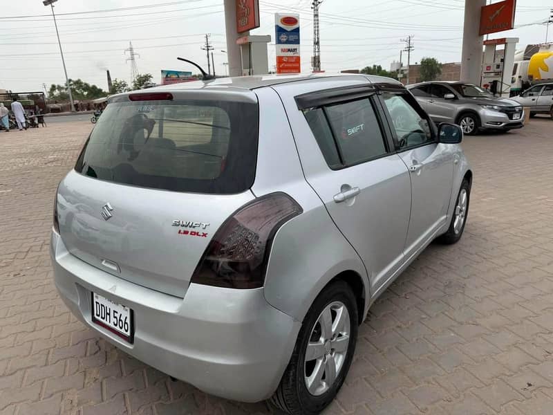 Suzuki Swift 2012 5