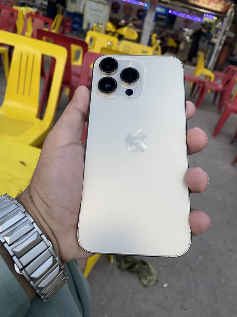 Apple iPhone 14 Pro Max 2