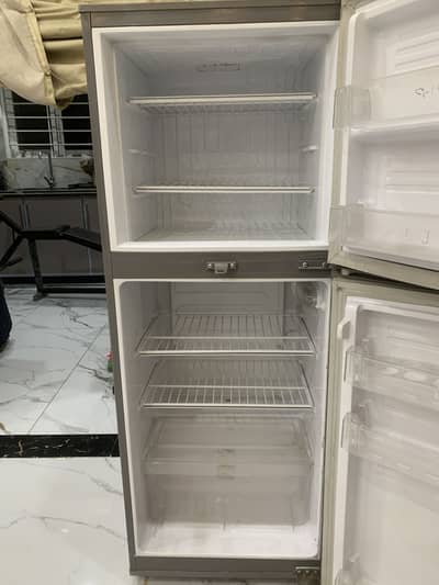 Pel Refrigerator