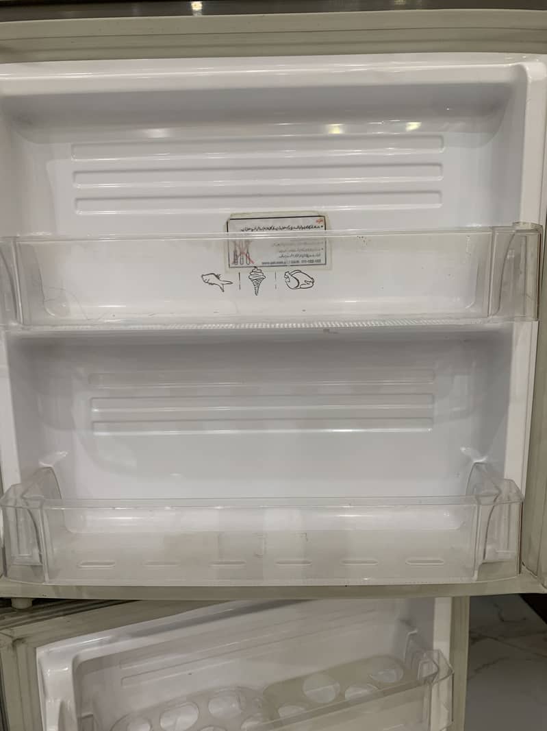 Pel Refrigerator 1