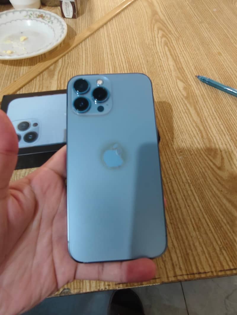 Apple iPhone 13 Pro Max 5