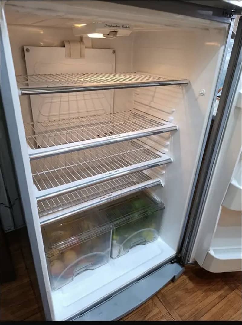 Dawlance Fridge 10/10 Condition 1