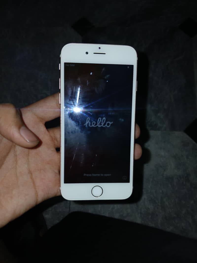 Apple iPhone 6S 5