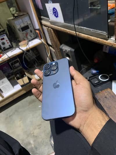 Apple iPhone 15 Pro