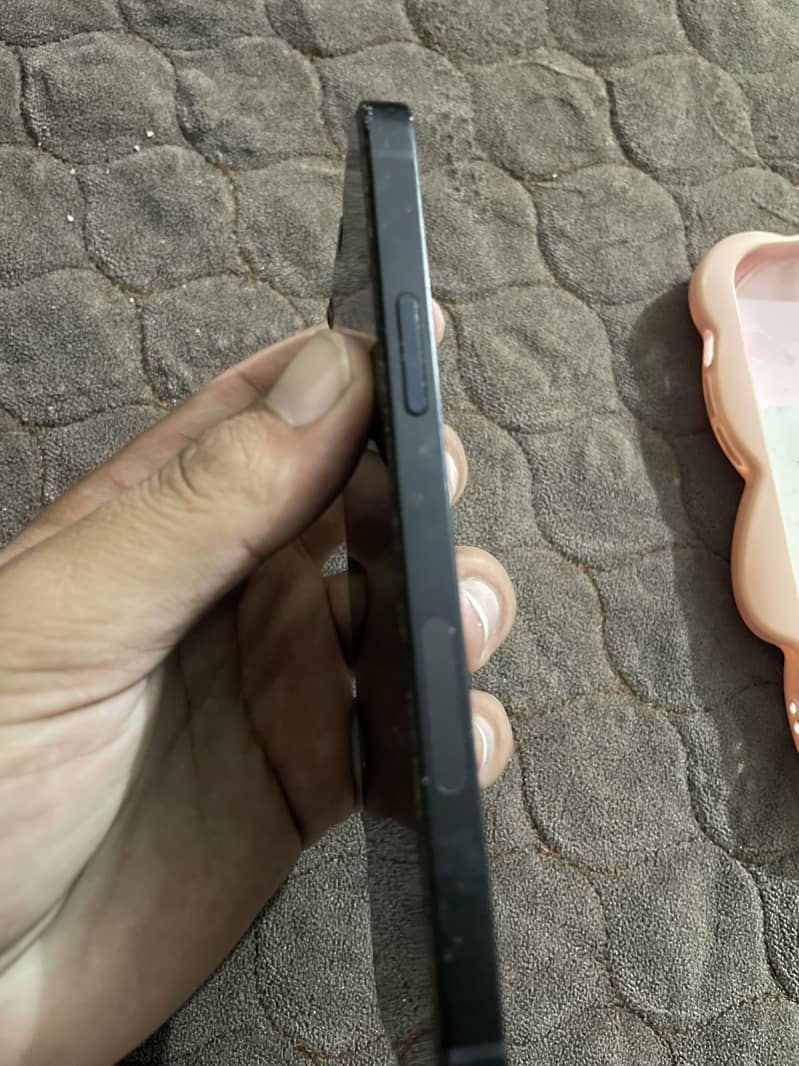 Apple iPhone 12 0