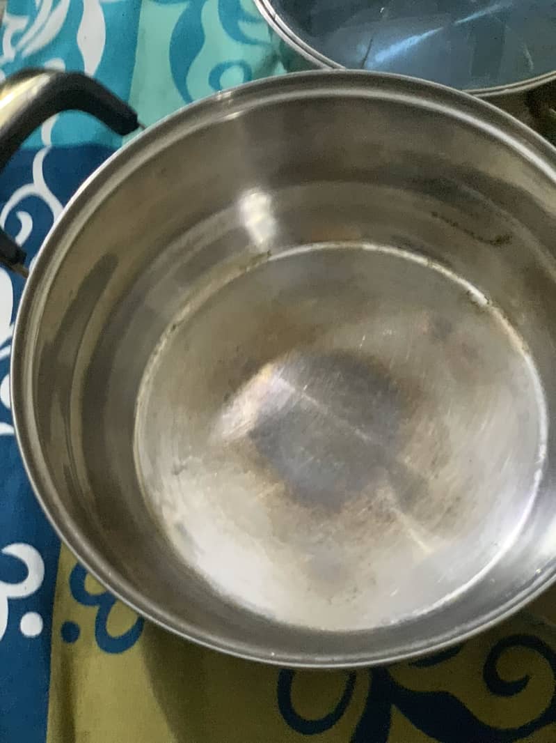 Cooking pots 4