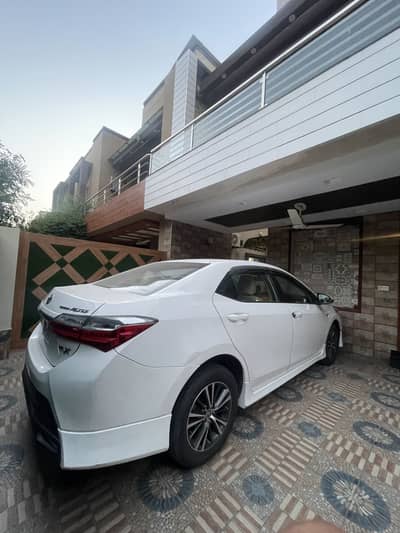 10 MARLA LIKE NEW HOUSE FOR SALE BAHRIA TOWN LAHORE