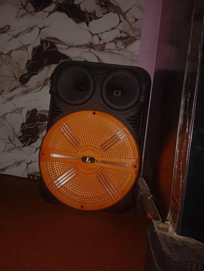Lenovo 12 inch wireless bluetooth speaker with mic & remote model 1201