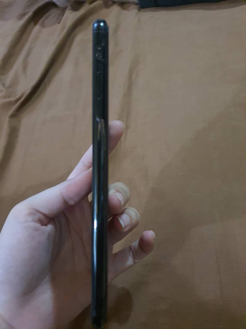 Iphone 7 plus PTA 3