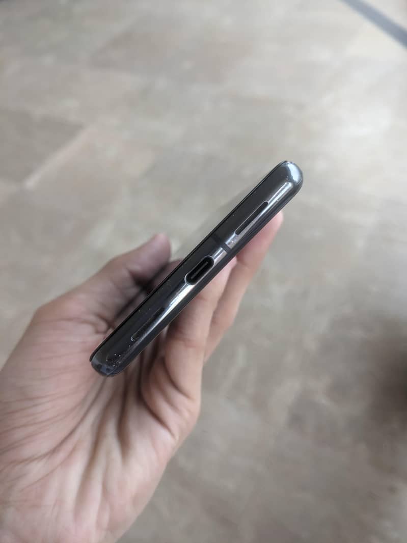 Google Pixel 7 Pro 6