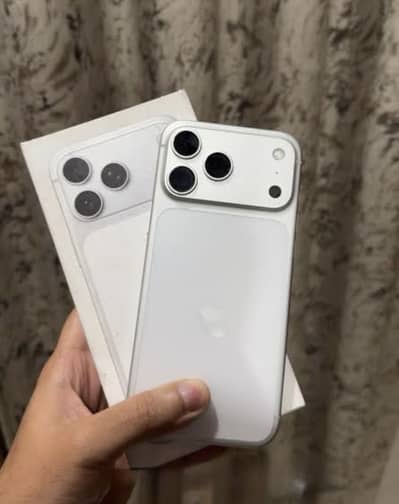 Apple iPhone 17 Pro Max jv