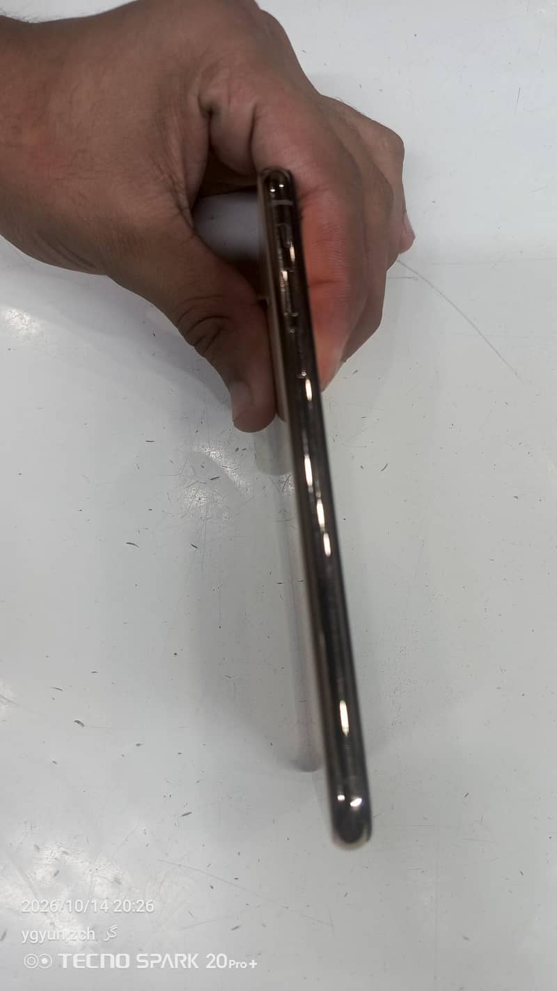 Apple iPhone XS 2