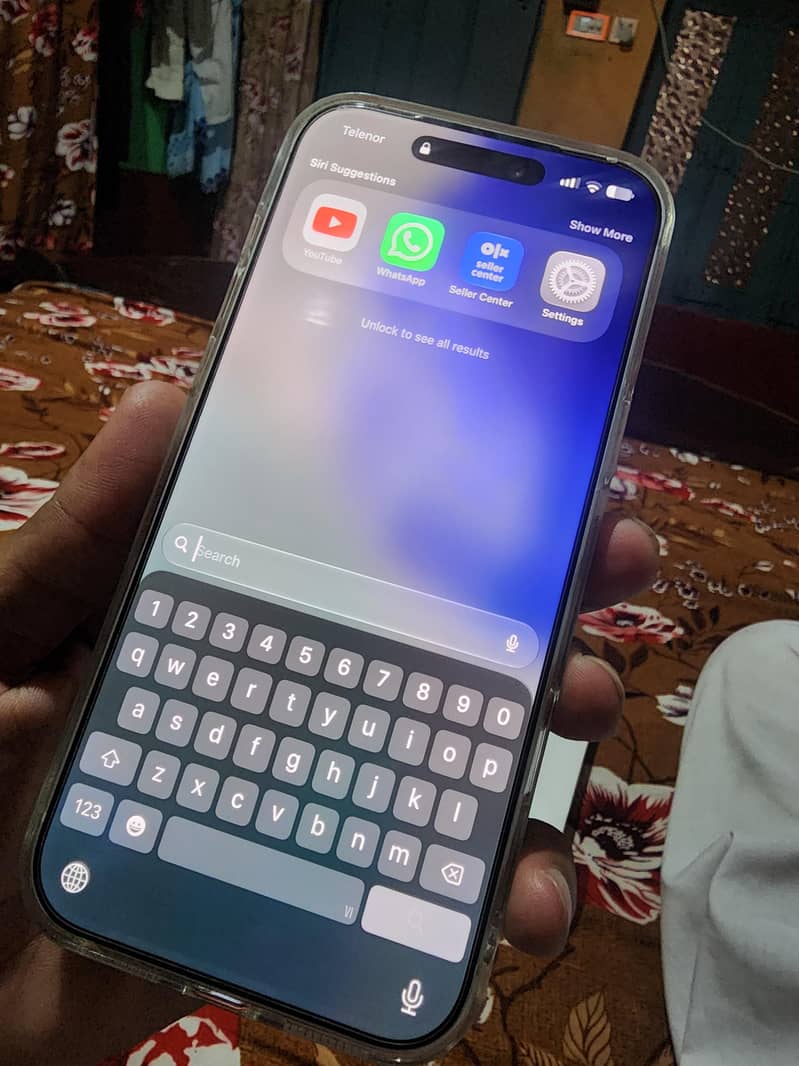 Apple iPhone 17 Pro Max 4