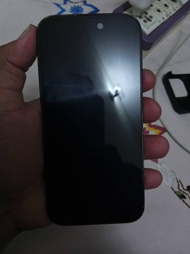 Apple iPhone 14 Pro 1