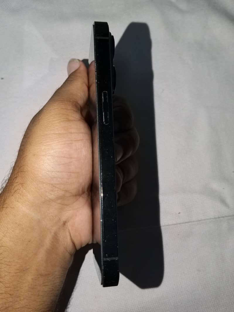 Apple iPhone 14 Pro 4