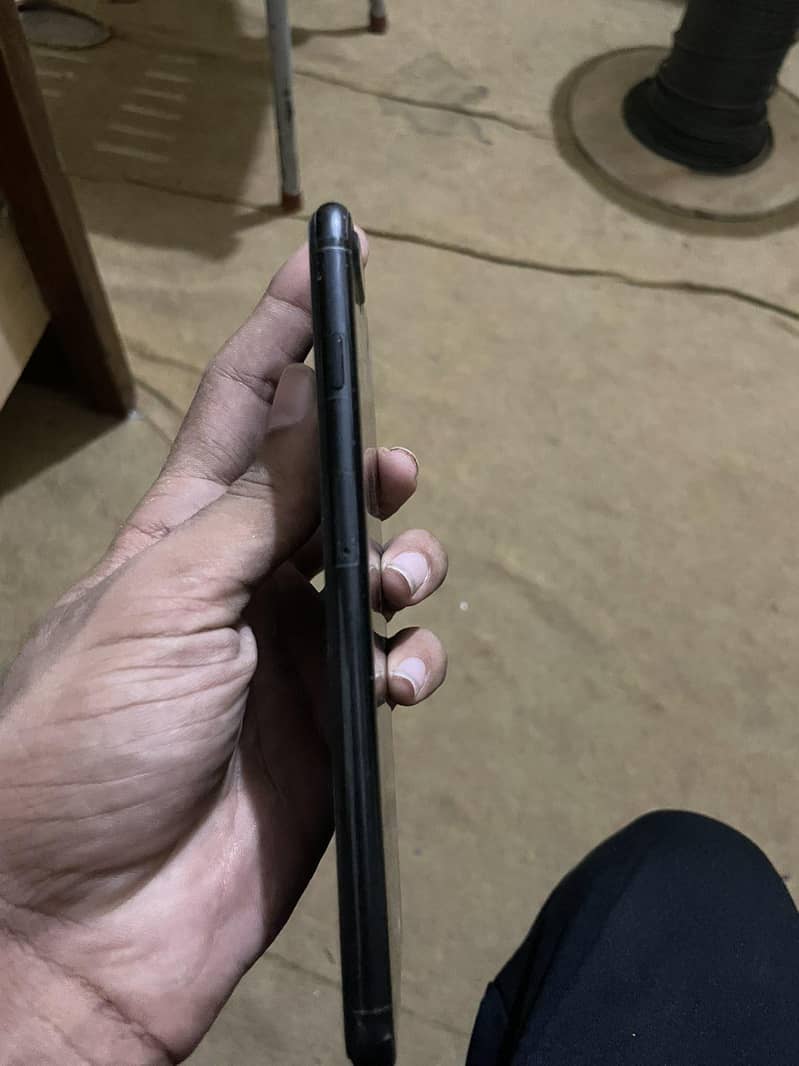 Apple iPhone 7 Plus 2