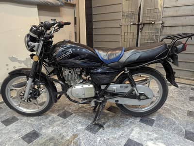 Suzuki Gs 150 Se 2023