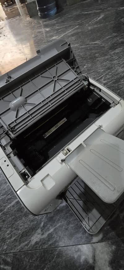 HP Laser jet P1102
