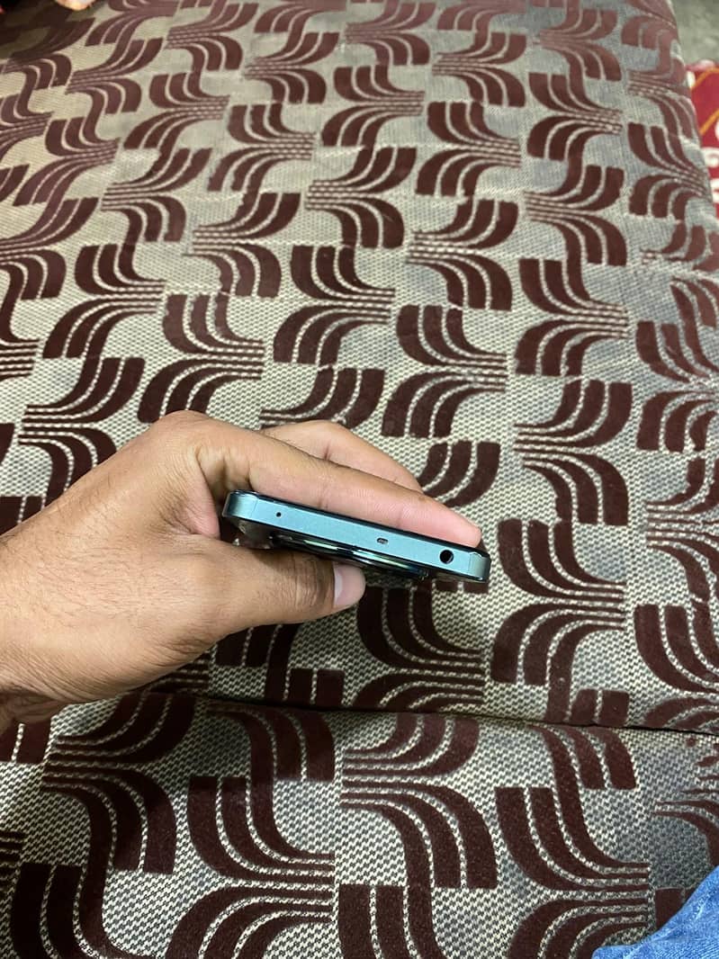 Realme 12 5