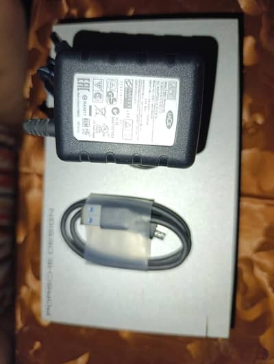 Lacie 8Tb Porsche USB 3.0 Desktop Drive- 10/10 original  Adaptor cable
