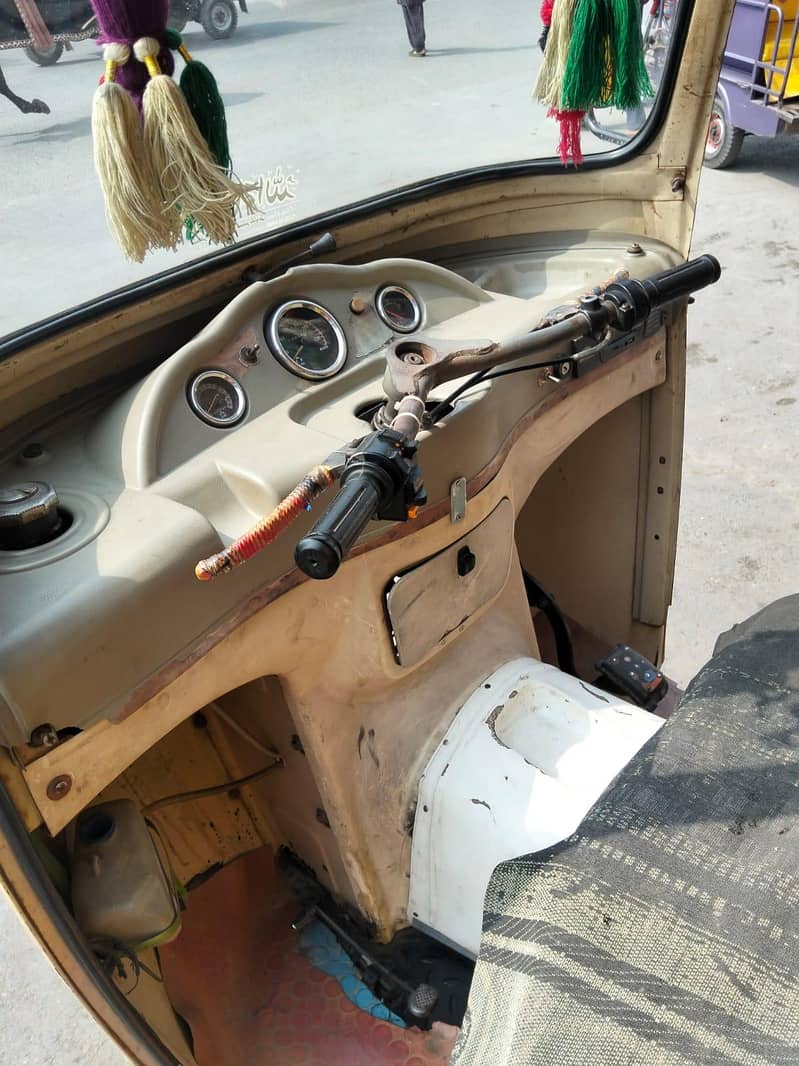 Auto Loader Rikshaw 4