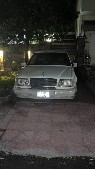 Selling Mercedes w124 Good condition slightly used