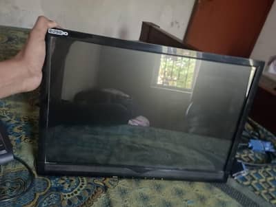 Edge10 19 Inch LCD Monitor for PC / Setup - Good Condition