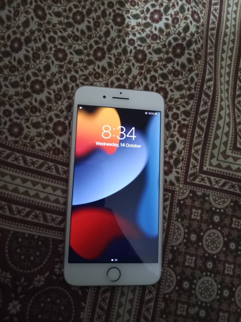 Apple iPhone 7 Plus 1