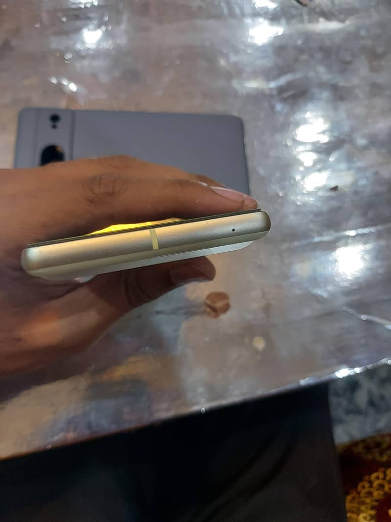 Google Pixel 7 2