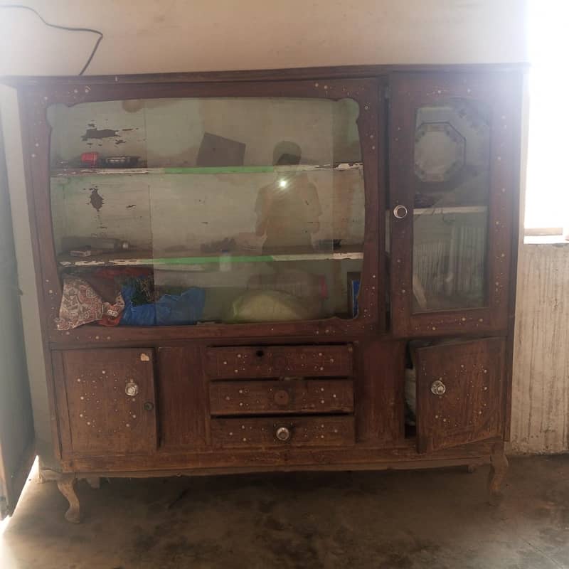 dressing table and showcase 9