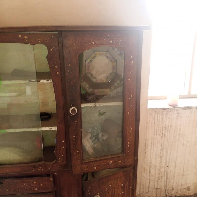 dressing table and showcase 10