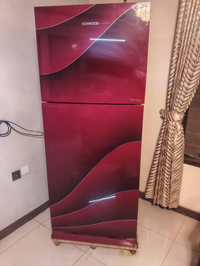 Kenwood Good condition and big size fridge available